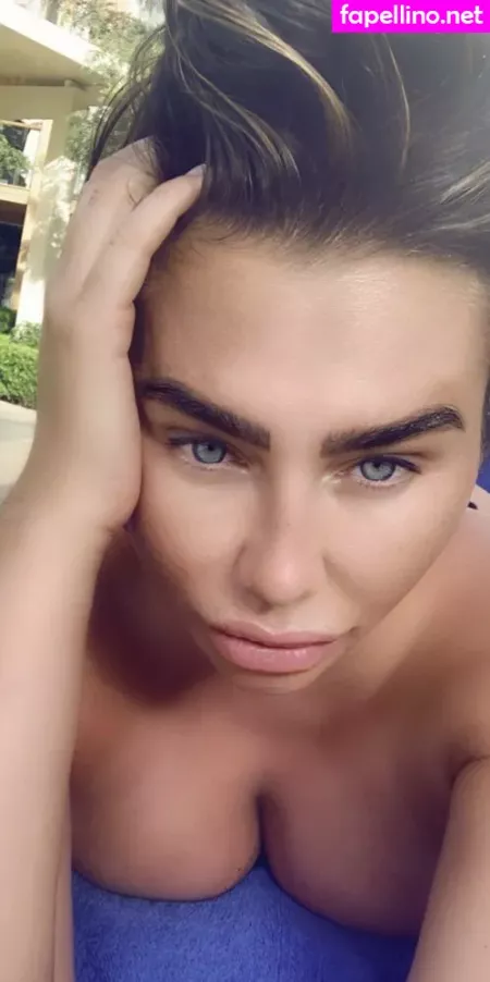 Lauren Rose Goodger OnlyFans Thumbnail #fF66QaIBSV