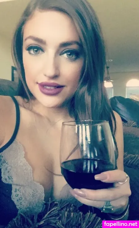 Lauren Russell OnlyFans Thumbnail #FzjBLoQC2q