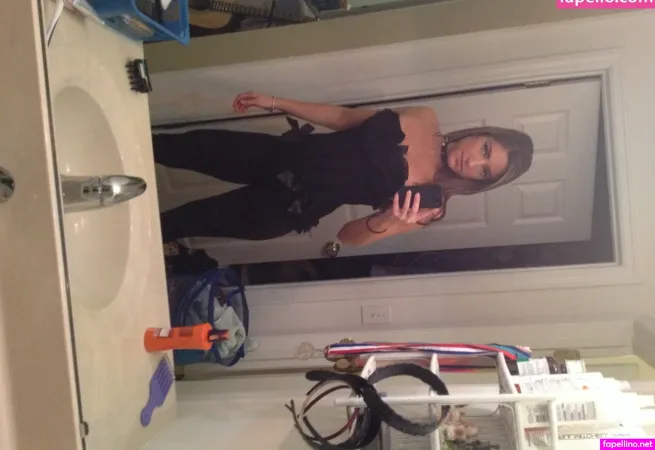 Lauren Russell OnlyFans Thumbnail #PHkAtiKQ5P