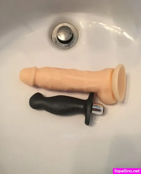 Lauren Russell OnlyFans Thumbnail #nuiHCADty1