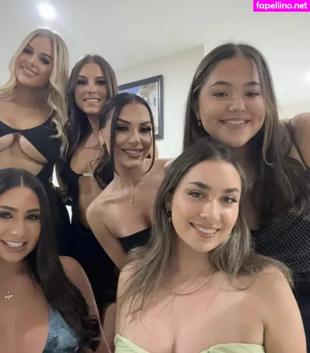 Lauren S OnlyFans Thumbnail #koFKgrhjvA