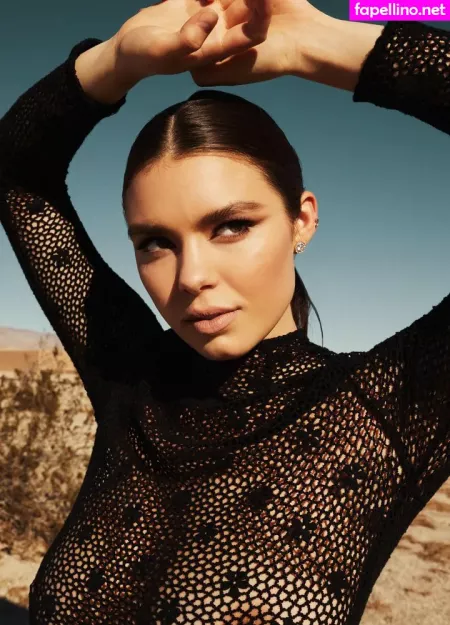 Lauren Searle OnlyFans Thumbnail #ZtcnyAzjp9