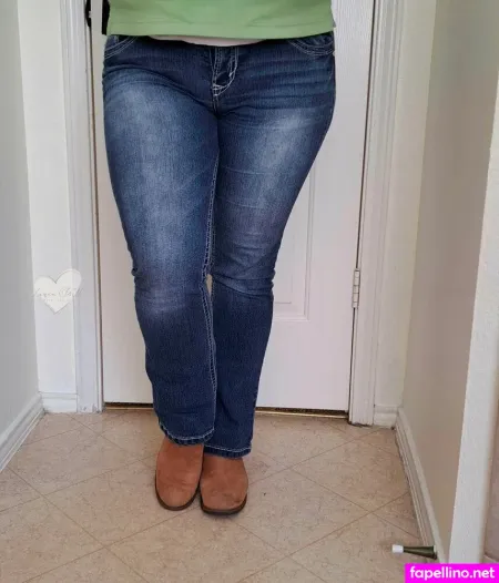 Lauren Smith OnlyFans Thumbnail #HpUtOI0uvC