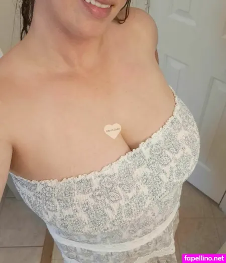 Lauren Smith OnlyFans Thumbnail #gLP975Enj9