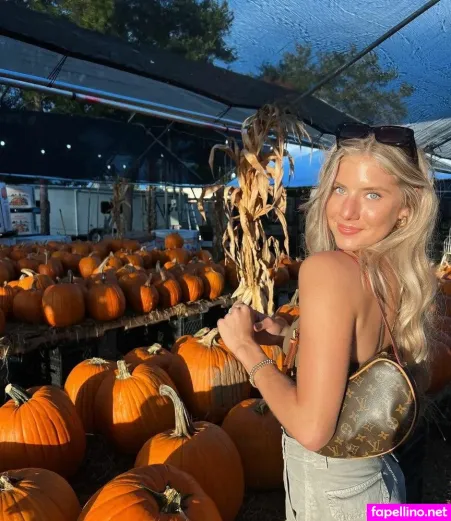 Lauren Snyder OnlyFans Thumbnail #zfAyA1THWk