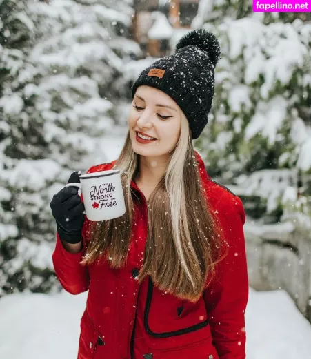 Lauren Southern OnlyFans Thumbnail #onuksaDsUn