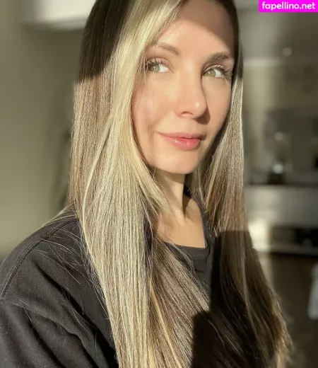 Lauren Southern OnlyFans Thumbnail #vBxyBoyjN0