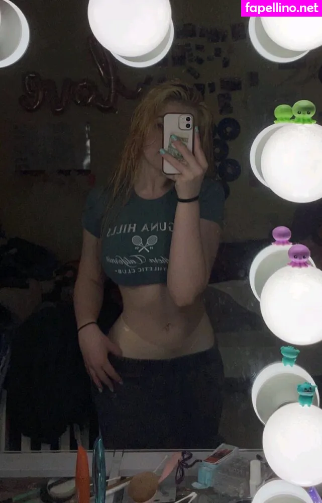 laurensuzanne22 Nude Leaked OnlyFans Photo #0d23rBKCZR