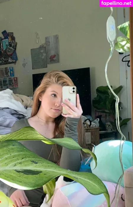 Lauren Suzaanne OnlyFans Thumbnail #PbdKIgoM2E