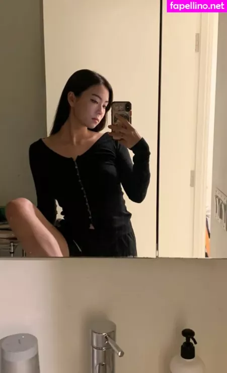 Lauren Tsai OnlyFans Thumbnail #RaiB32gr50