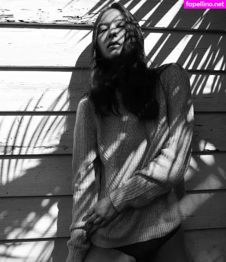 Lauren Tsai OnlyFans Thumbnail #UVj8buOsNc