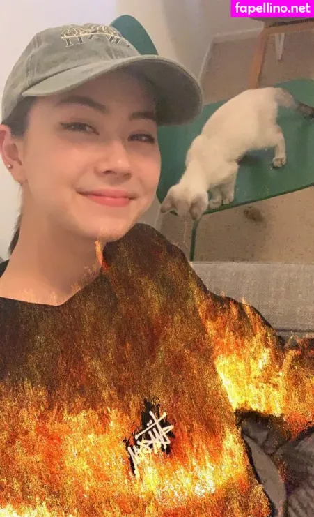 Lauren Tsai OnlyFans Thumbnail #c22xF2ekq0