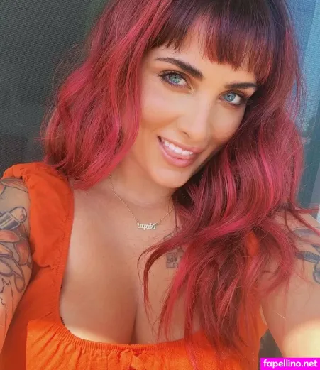 Lauren Urasek OnlyFans Thumbnail #ETCZwTaE7M