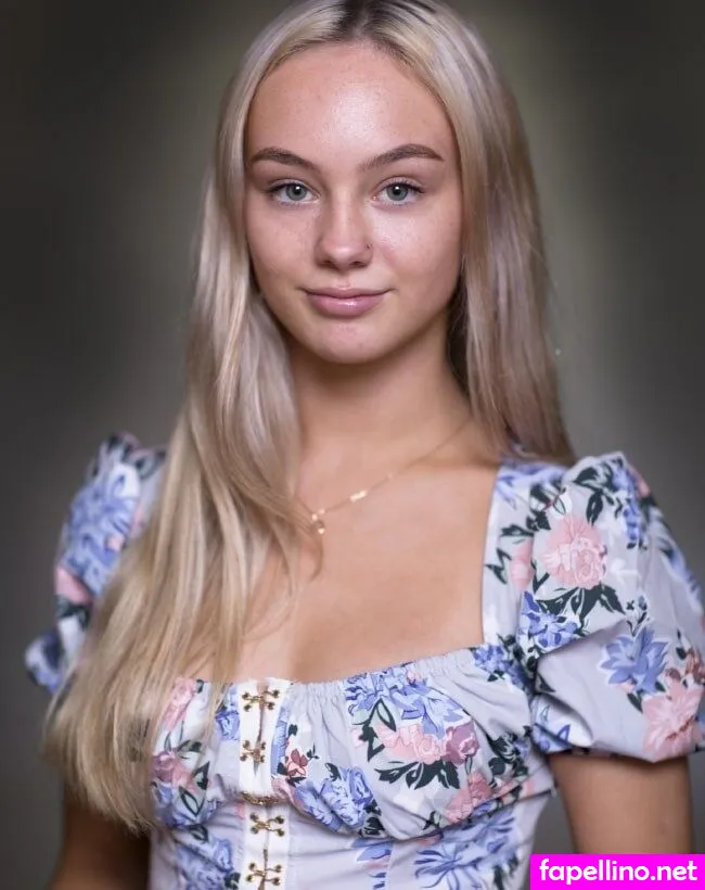 Lauren Whelan Nude Leaked OnlyFans Photo #4pQxUUzpel