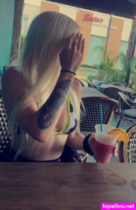 Laurenb420 OnlyFans Thumbnail #HUrAW8b0e7