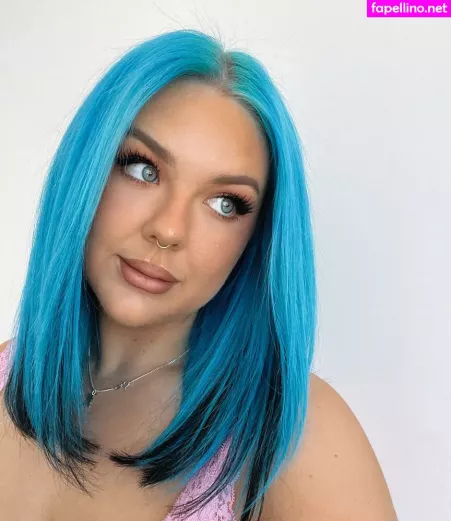 Laurenbrianna OnlyFans Thumbnail #Hh3KqAZCqM