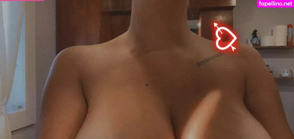 Laurence OnlyFans Thumbnail #uELAKUudQf