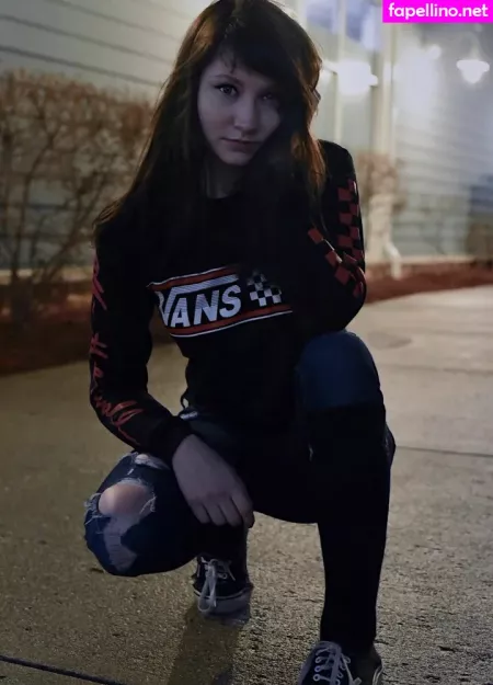 Laurenlolo13 OnlyFans Thumbnail #IDJcrXUFLN