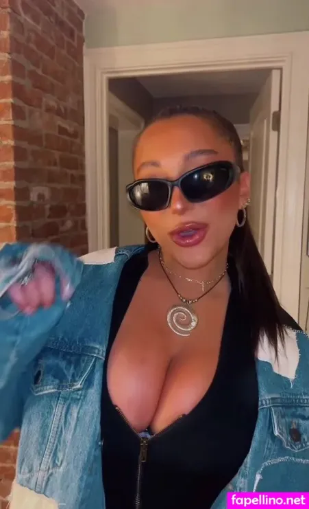 Laurenmarino77 OnlyFans Thumbnail #VbvDKuiaY0