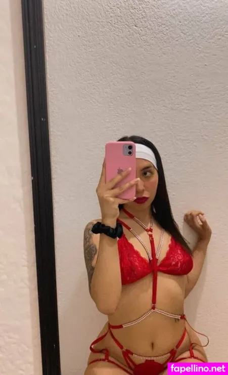 Laurenn OnlyFans Thumbnail #NWbReDk7XU