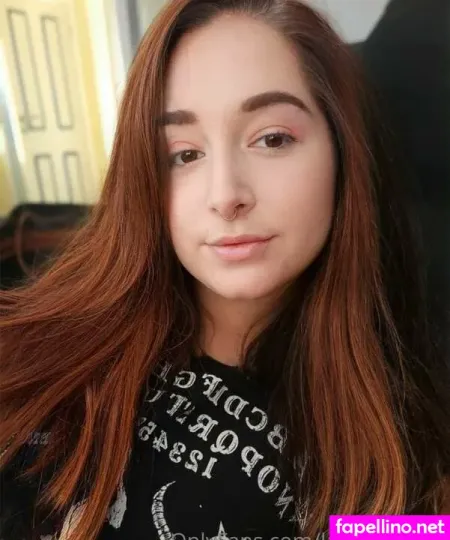 Laurenne OnlyFans Thumbnail #D5pwXS0eBW