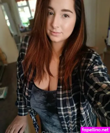 Laurenne OnlyFans Thumbnail #PQ79pHoSR4