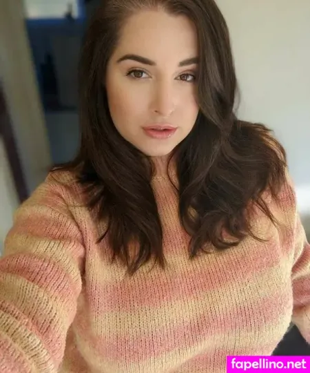 Laurenne OnlyFans Thumbnail #ULgCo11pj1