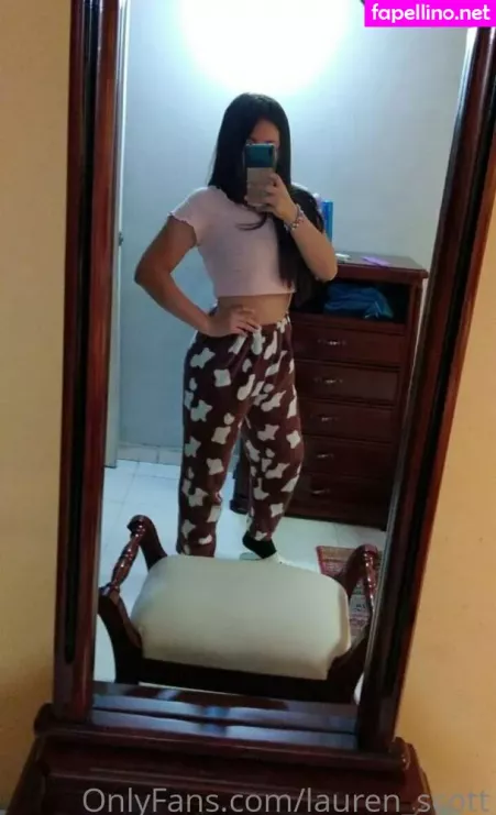 Laurenscottfree OnlyFans Thumbnail #Uz3PHTHSoF