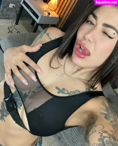 Laurenscottfree OnlyFans Thumbnail #uKm8Kamjlc