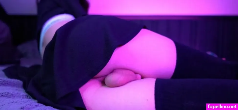 Laurenthetrap OnlyFans Thumbnail #aZiqISnhSI