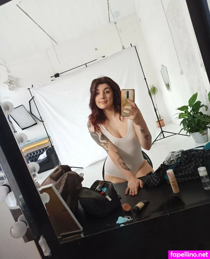 laurettavixen, wandaful168 Nude Leaked OnlyFans Photo #w5Emo7aSdq