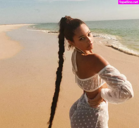 Laurgmzz OnlyFans Thumbnail #xBaclWGGKm