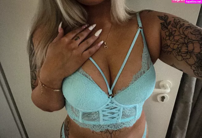 Lauri Air4 OnlyFans Thumbnail #5jOLEBKffr