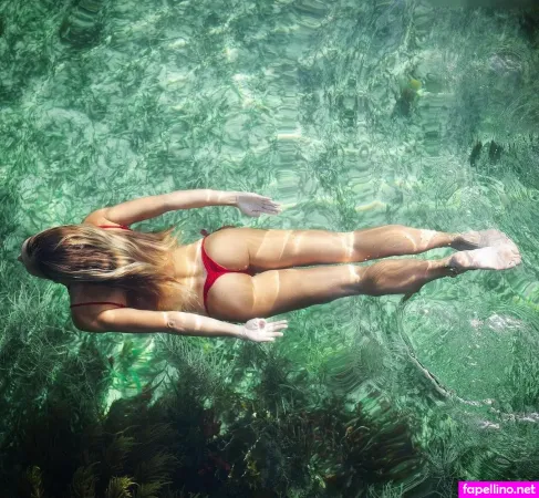 Lauriane Lamperim OnlyFans Thumbnail #Moe53bdGQ9