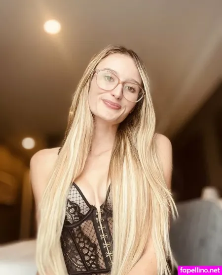 Laurianne Ste Marie OnlyFans Thumbnail #7NE5xfwpsP