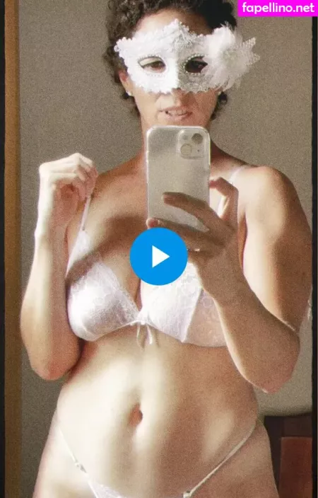 Laurie Argentina OnlyFans Thumbnail #KngJX79ROO