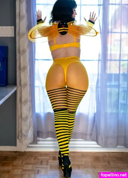 Laurie Gamelin OnlyFans Thumbnail #DAQQ1ZFqq6