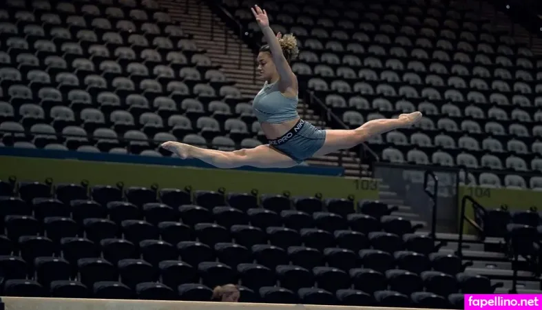 Laurie Hernandez OnlyFans Thumbnail #9B0q8Xnoss