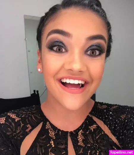 Laurie Hernandez OnlyFans Thumbnail #A8HQ8uGgK3