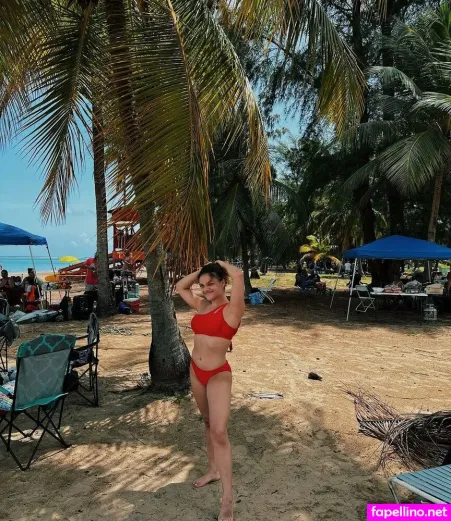 Laurie Hernandez OnlyFans Thumbnail #QExk0s3Ume