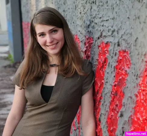 Lauriewired OnlyFans Thumbnail #0PR2Qo8uVj