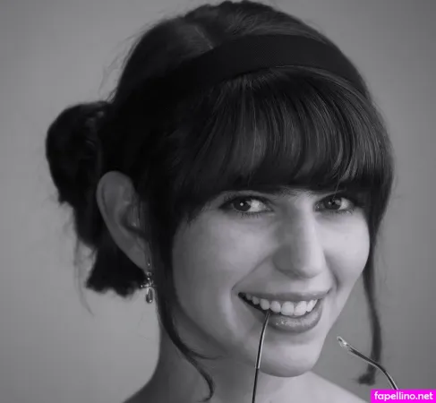 Lauriewired OnlyFans Thumbnail #2RxlPt9V7g