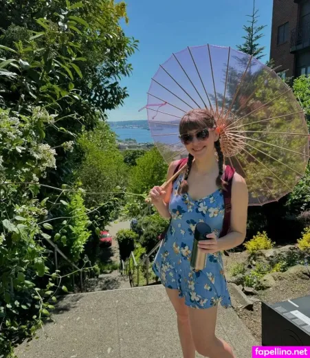 Lauriewired OnlyFans Thumbnail #7XhEP4HhMd