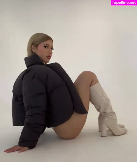 Laurimfgarciaa OnlyFans Thumbnail #VjsZRjSNeV