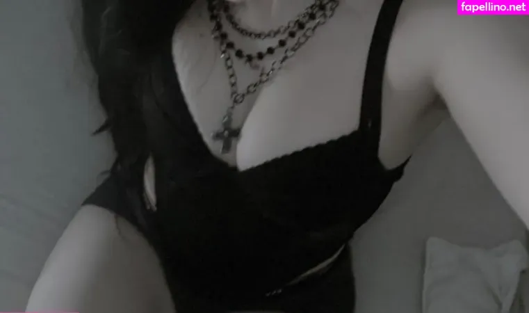 Laurinchhhe OnlyFans Thumbnail #p4aPeTeoYQ