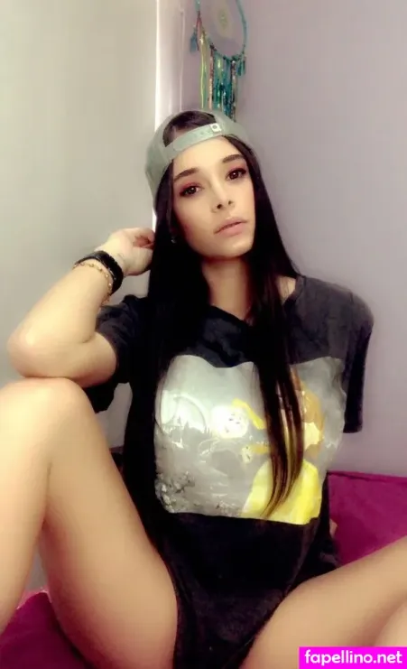 Lauritamilan1 OnlyFans Thumbnail #HabfJg2WWj