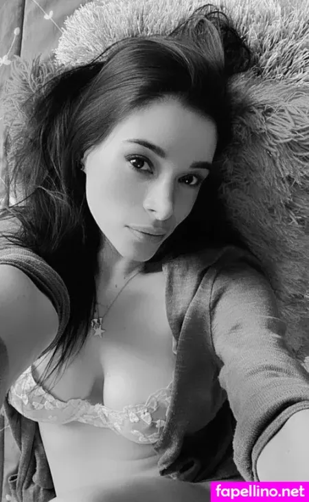 Lauritamilan1 OnlyFans Thumbnail #YCqY3j7wCS