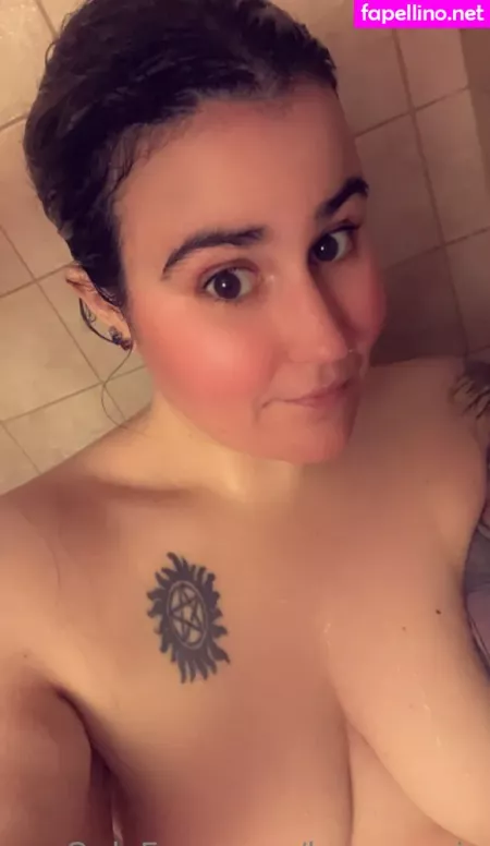 Laurxmarie OnlyFans Thumbnail #Zuzdx1OTS3