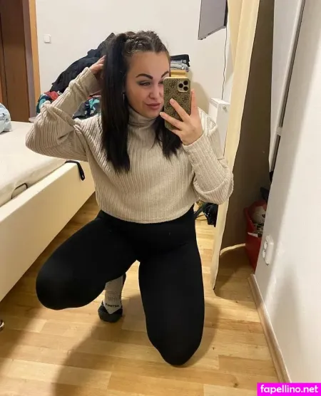 Laurynka OnlyFans Thumbnail #GLspJM2kZ6