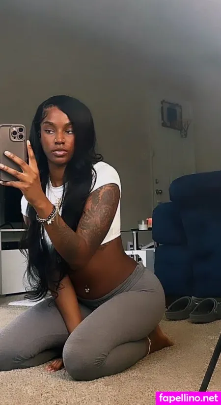 Lauryntierre OnlyFans Thumbnail #EJi1LjSsDF